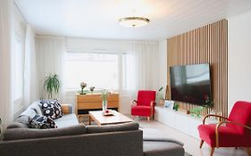 Villa Rimppari täydellinen porukalle 9 hlö puusauna nuotiopaikka ja parkki